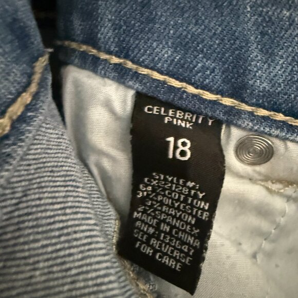 Celebrity Pink 18W Boyfriend Jeans in Light Wash Distressed - Picture 4 of 5